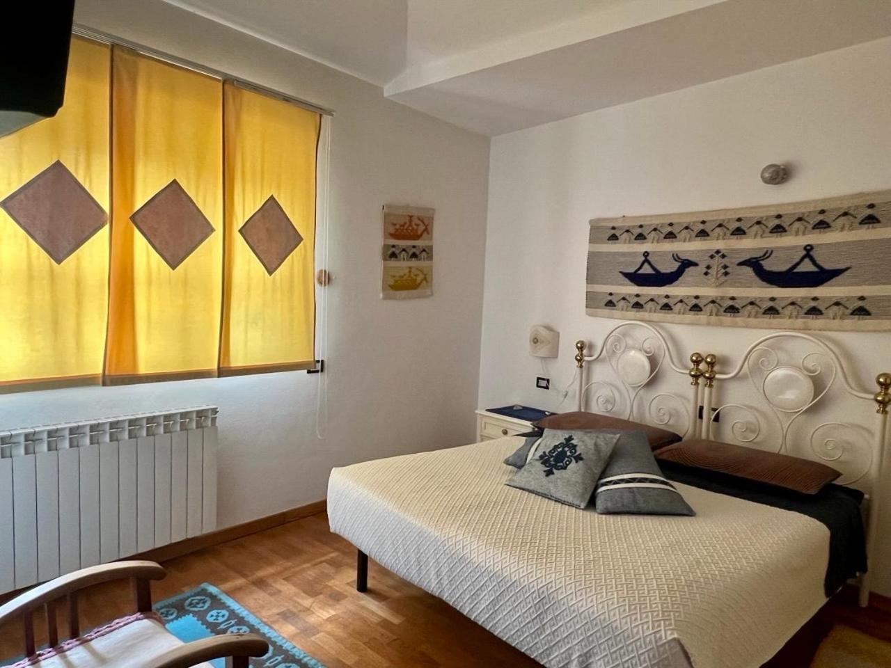 B&B Su Biancu - Sardinian Experience Urzulei Eksteriør billede